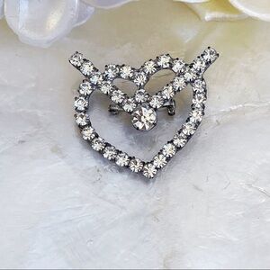 Vintage Silver Tone Large Heart Rhinestone Center Arrow Statement Brooch Love